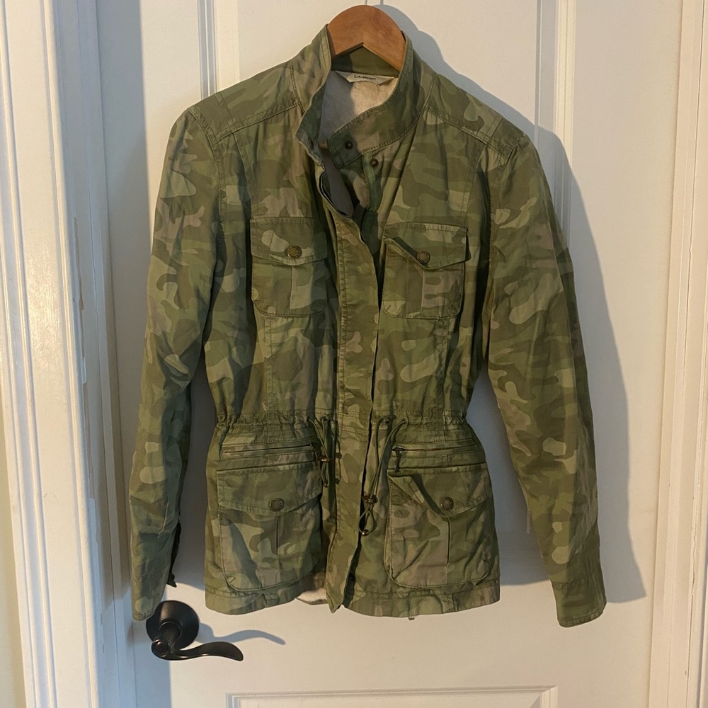 L.L. Bean Camo Sherpa Lined Utility Drawstring Waist Jacket